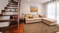 Living room of Duplex for sale in Tudela  with Air Conditioner, Heating and Parquet flooring