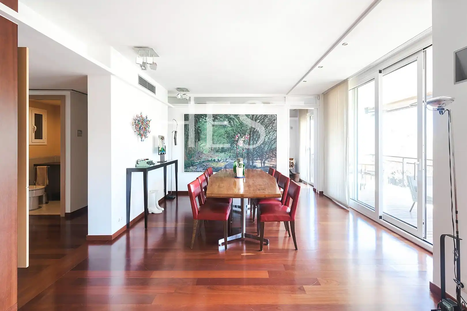 Comedor de Piso en venta en Barcelona con Aire acondicionado, Calefacción y Jardín privado