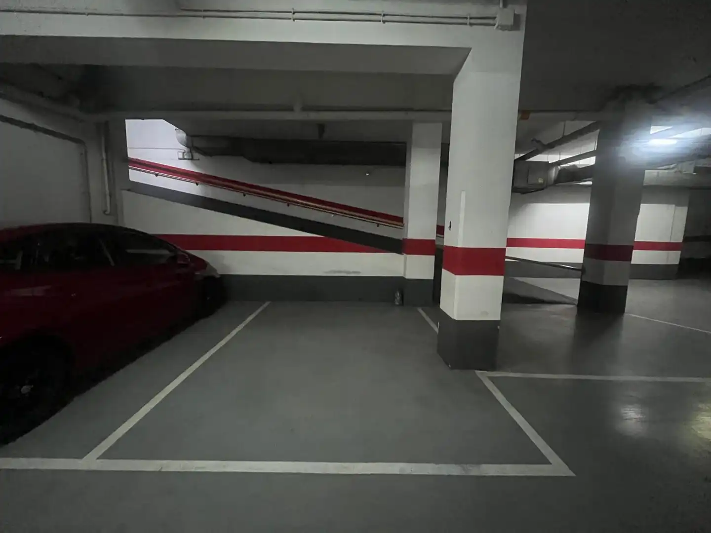 Parkplatz von Garage zum Verkauf in Zaragoza