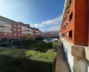 Exterior view of Apartment for sale in Alcalá de Henares
