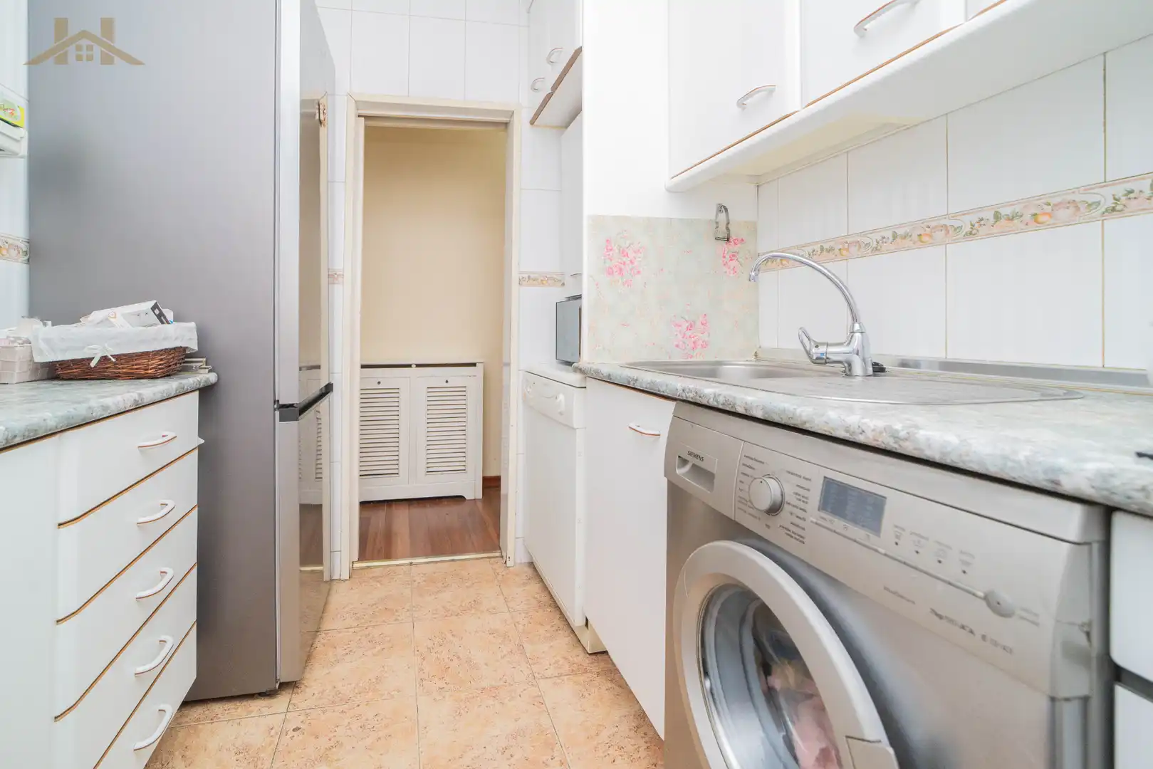 Flat with terrace for sale in Calle de la Reina Mercedes, imagen 7
