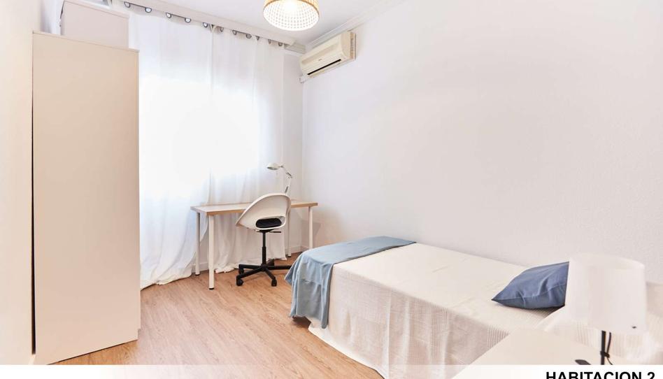 Photo 1 of Flat to share in La Oliva, Sevilla