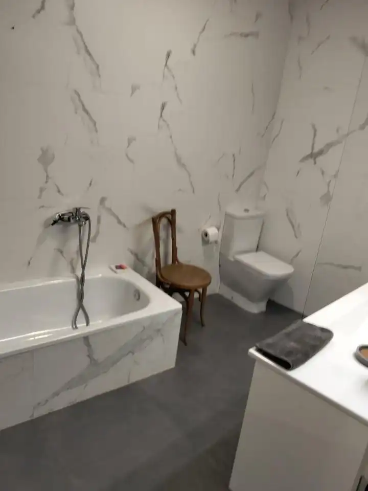 Bathroom of Flat for sale in Zaragoza  with Heating and Balcony