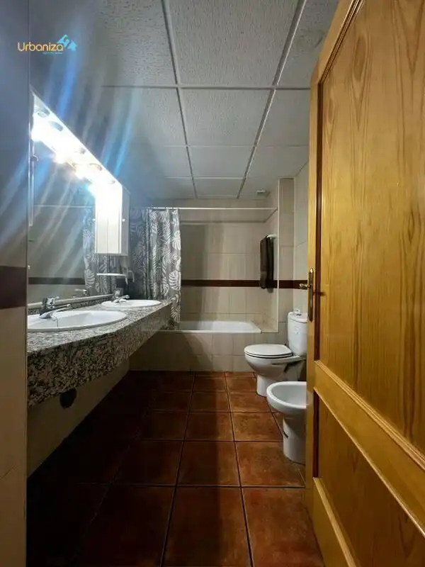 Baño de Piso en venta en Talavera la Real con Amueblado y Balcón