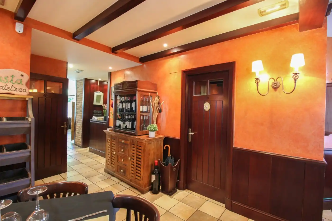 Commercial properties for sale in Aretxabaleta  with Air Conditioner and Furnished
