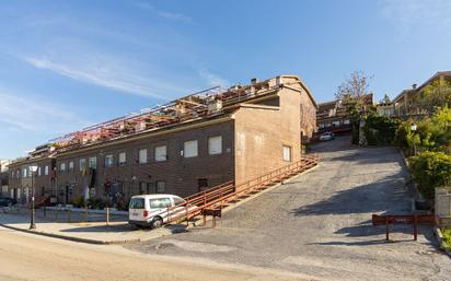 Vista exterior de Dúplex en venda en Guadalix de la Sierra amb Terrassa i Piscina