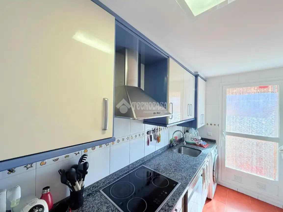 Kitchen of Flat for sale in Palazuelos de Eresma  with Storage room