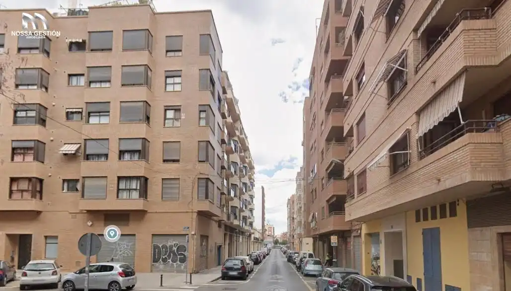 Vista exterior de Piso en venta en Valencia