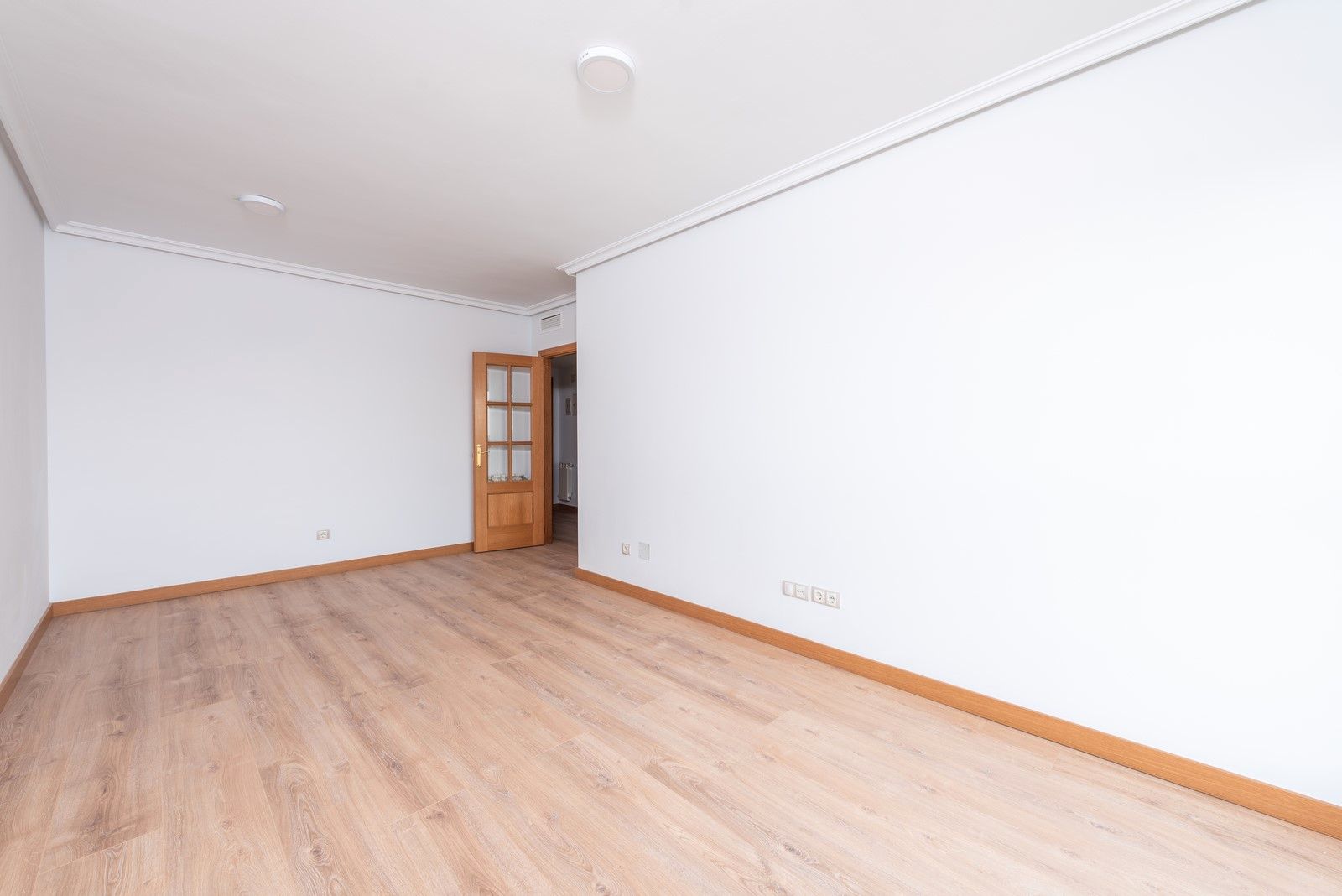 Flat for sale in  Madrid Capital  with Parquet flooring and Storage room