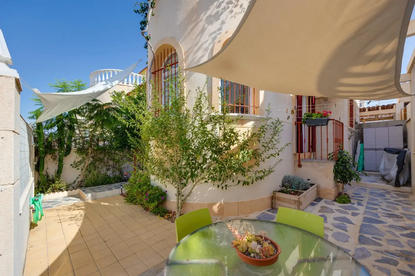 Villa avec terrasse à vendre à Nueva Torrevieja - Aguas Nuevas