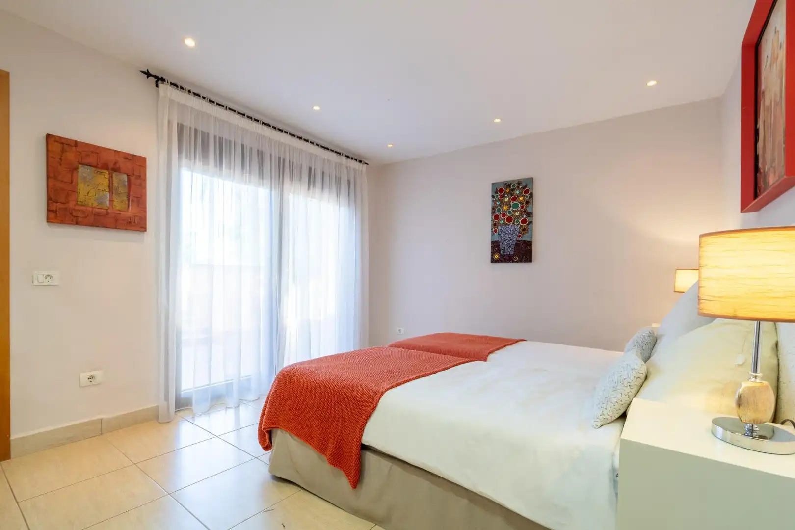 Dormitori de Casa o xalet en venda en Guía de Isora amb Aire condicionat, Jardí privat i Terrassa