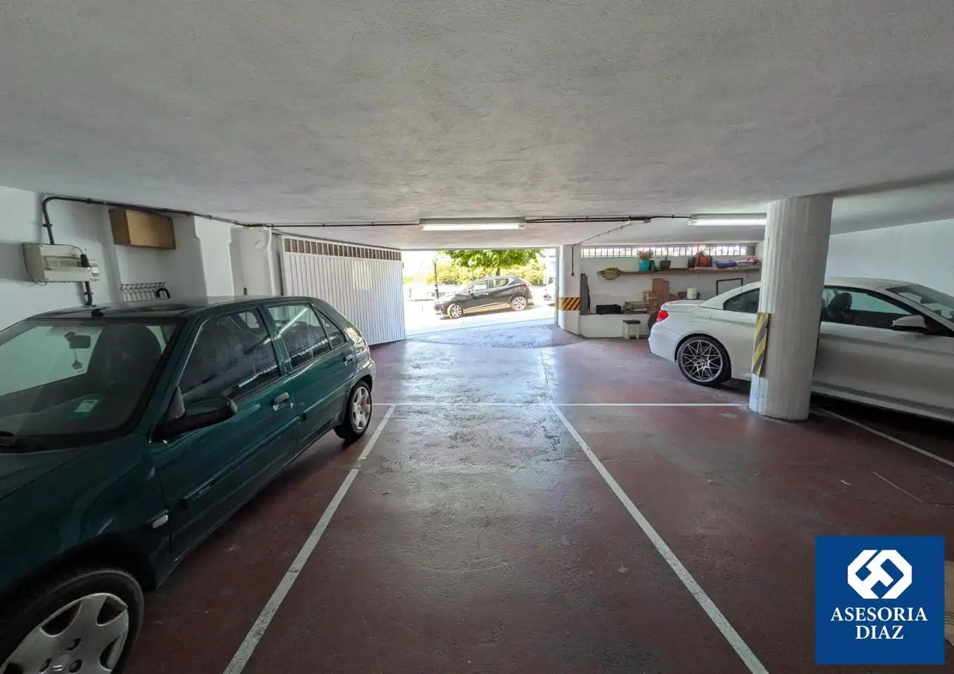Parkplatz von Garage zur Miete in A Coruña Capital 