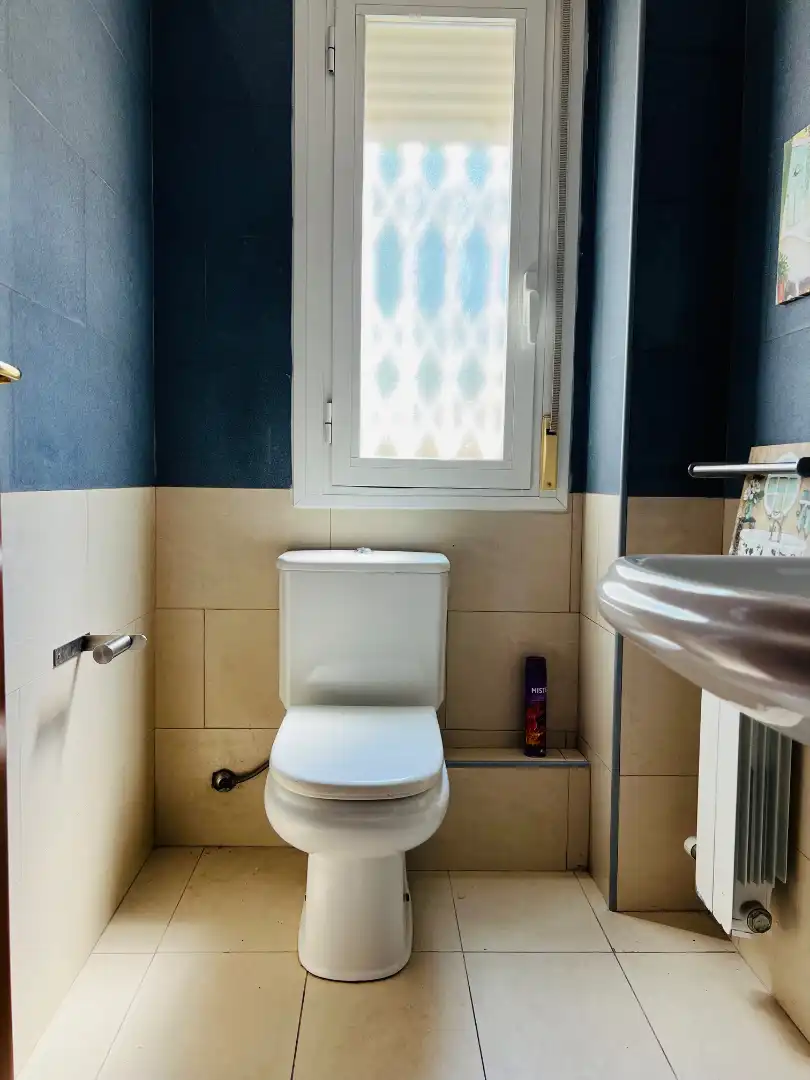 Baño de Piso en venta en Salou con Aire acondicionado, Calefacción y Jardín privado