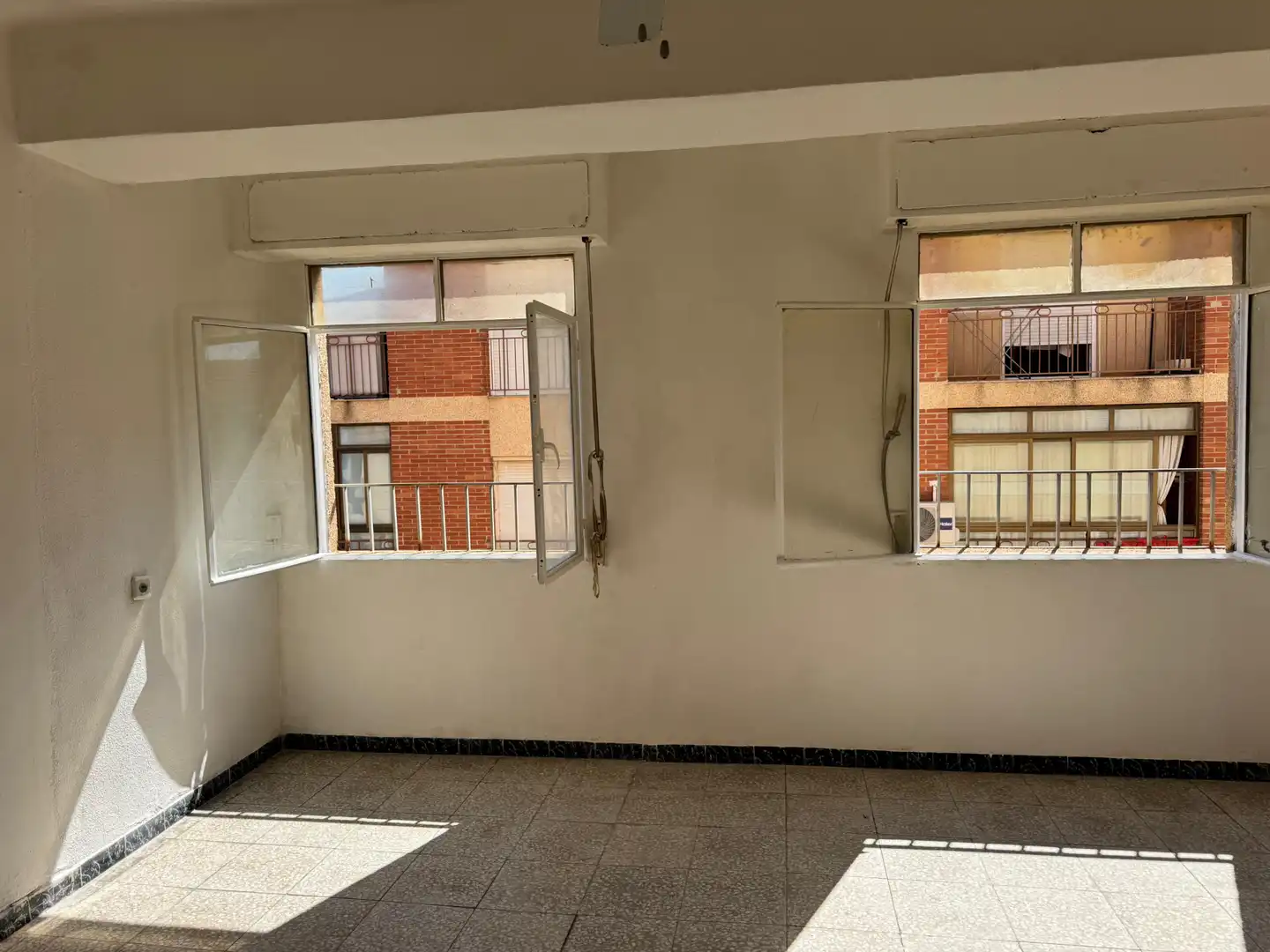 Pis amb terrassa en venda a Carrer Arturo Salvetti Pardo 70, imagen 2