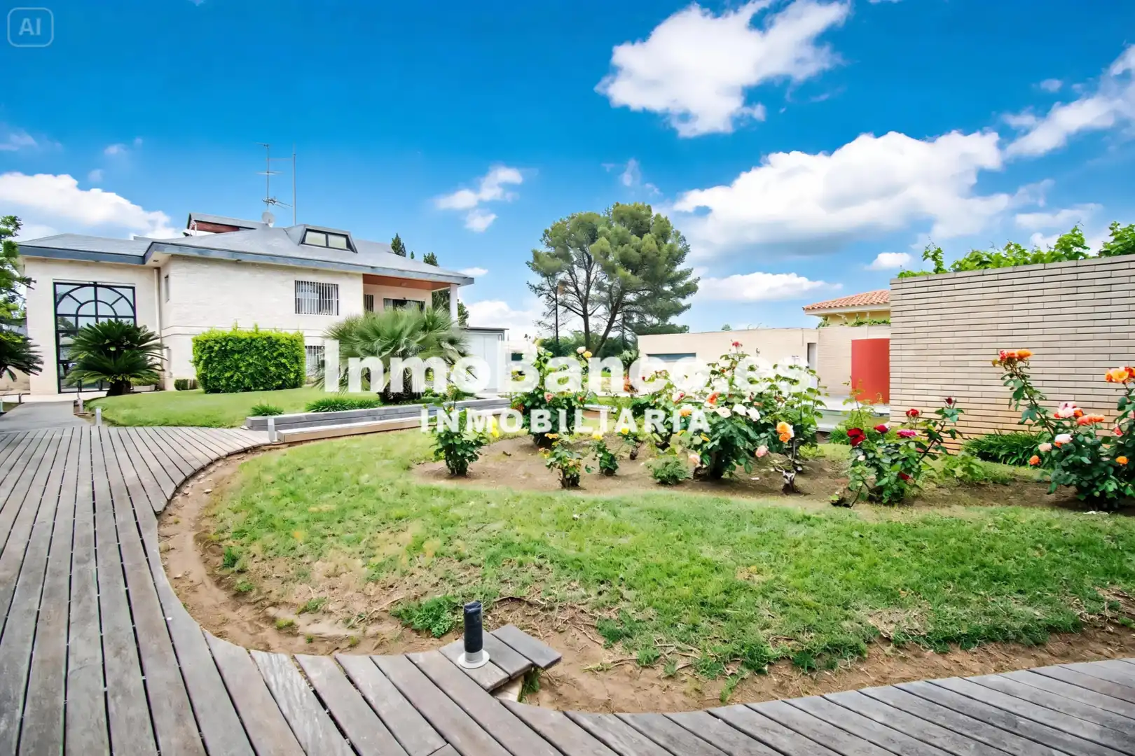 Vista exterior de Casa o xalet en venda en Chiva amb Aire condicionat, Calefacció i Jardí privat