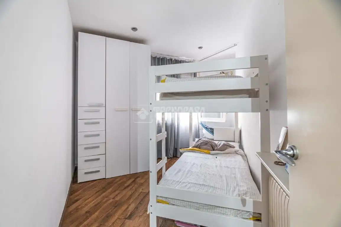 Habitación de Piso en venta en Sant Vicenç Dels Horts con Aire acondicionado, Calefacción y Terraza