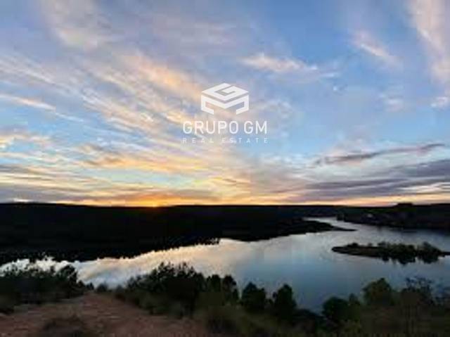 Terreno en Venta en N/A en Alhambra