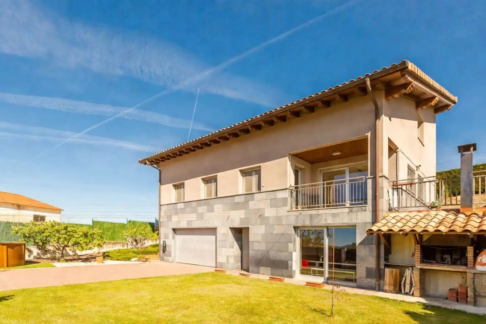 Vista exterior de Casa o chalet en venta en Aibar / Oibar con Aire acondicionado, Calefacción y Jardín privado