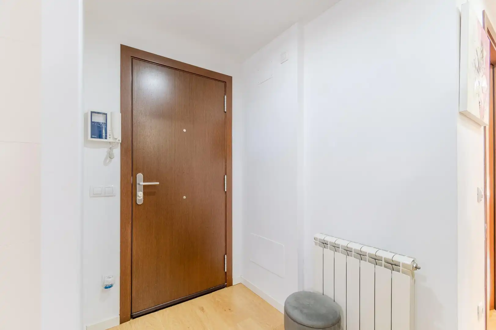 Attic for sale in Salt  with Community pool
