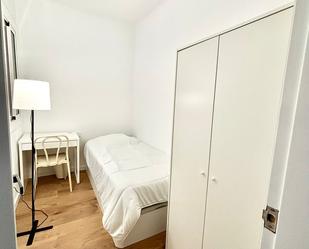 Bedroom of Flat to share in  Barcelona Capital