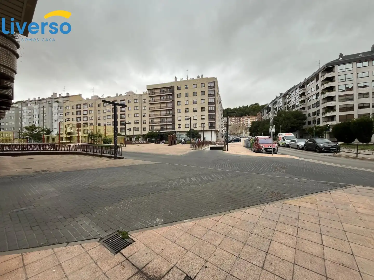 Vista exterior de Piso de alquiler en Burgos con Calefacción, Terraza y Amueblado