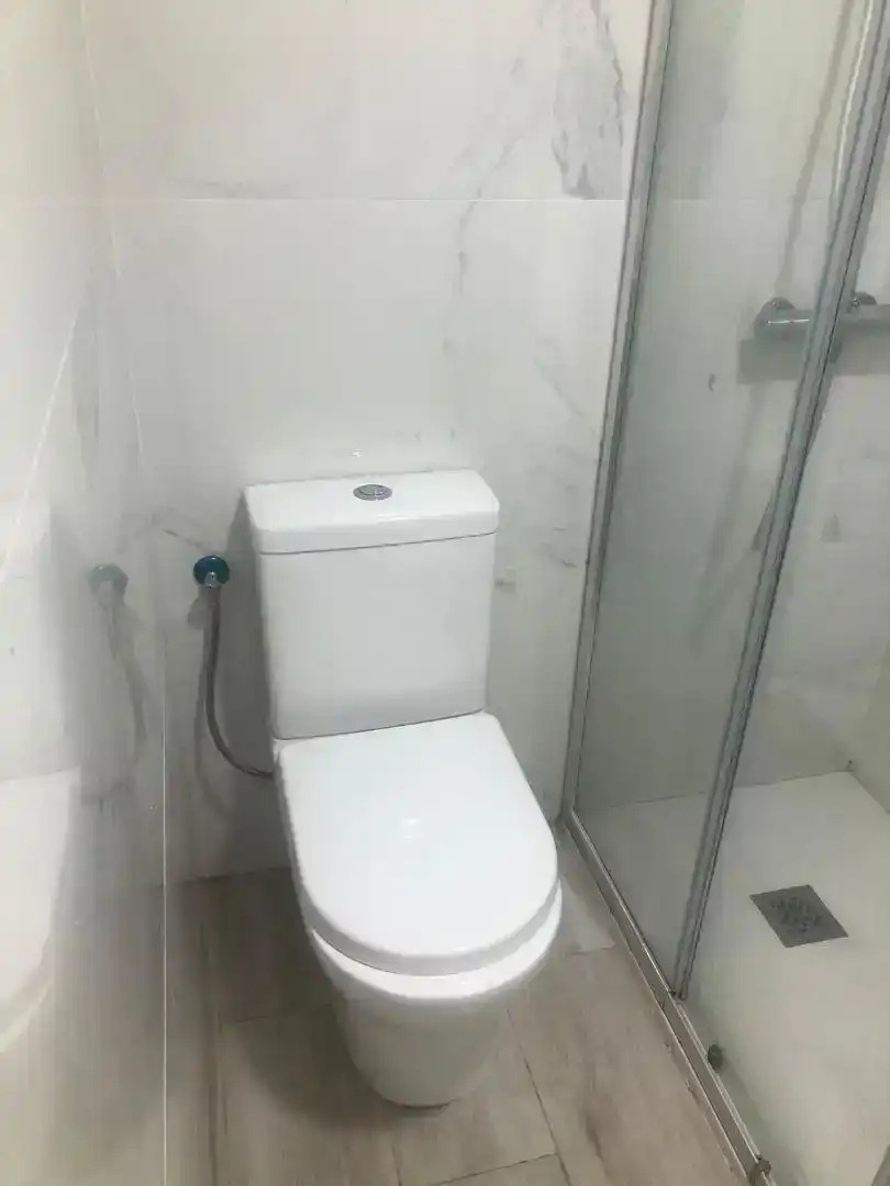 Badezimmer von Wohnung zur Miete in L'Hospitalet de Llobregat
