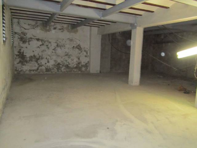 Local comercial en Alquiler en Centre Vila
