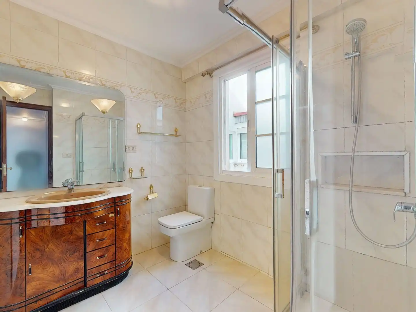 Bathroom of Duplexes for sale in Vigo   with Heating and Terrace