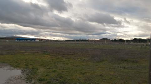 Foto 5 von Fabrik Grundstücke zum Verkauf in Avenida Valladolid Soria, 89, Peñafiel, Valladolid