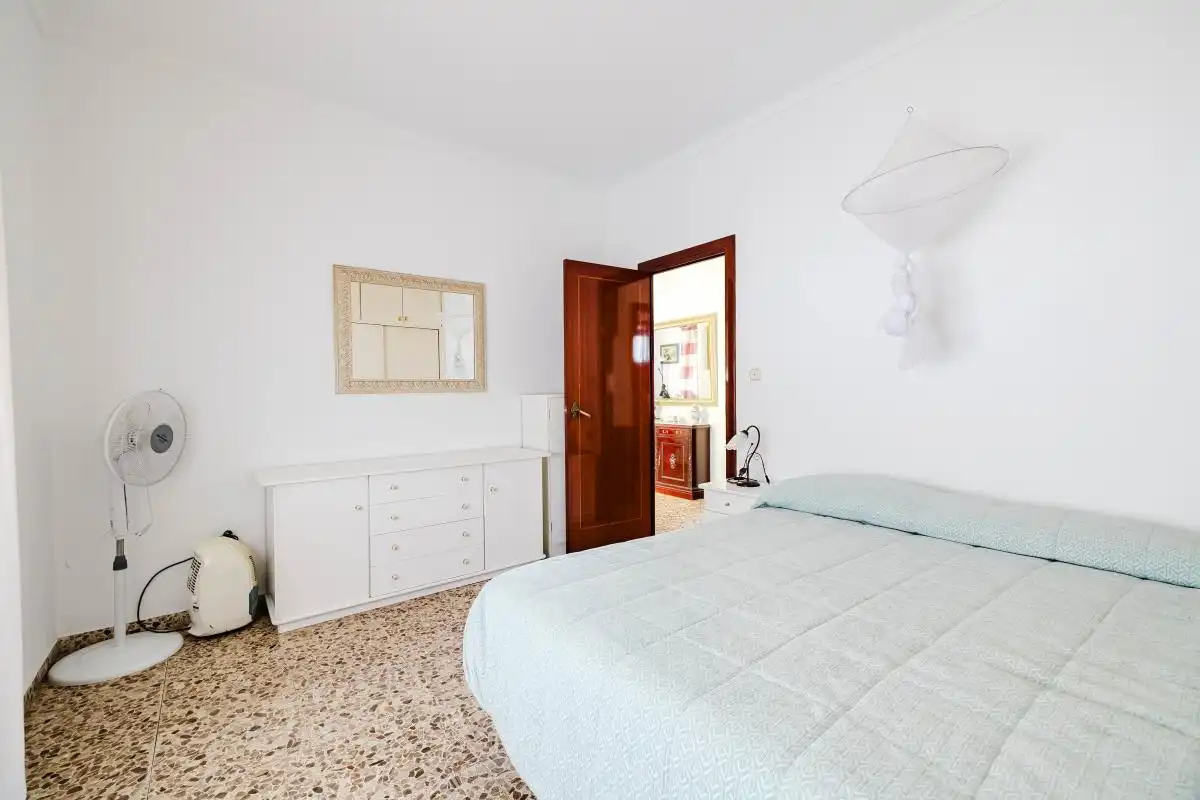 Habitación de Casa o chalet en venta en Torrox con Aire acondicionado, Calefacción y Jardín privado