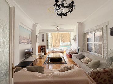Appartement avec ascenseur à louer à Calle Guzmán el Bueno