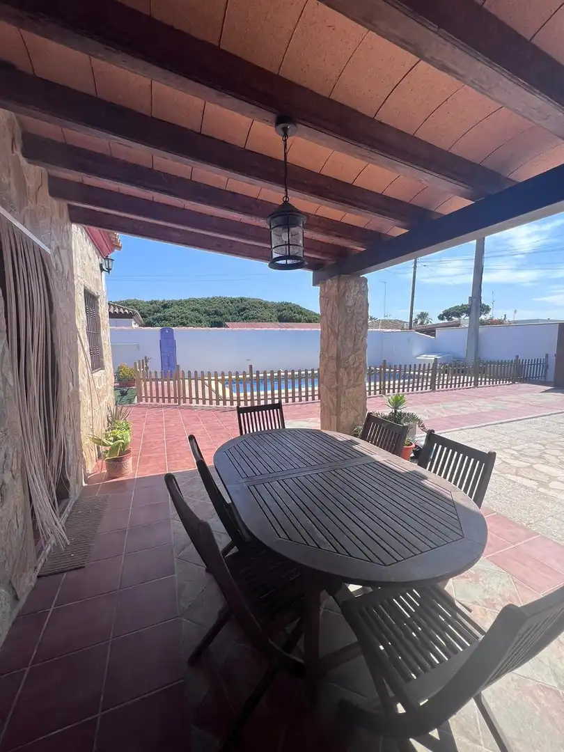 Detached house with pool to rent in Núcleo urbano, imagen 28