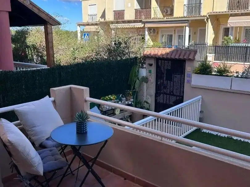 Adossat amb terrassa en venda a Valverde, imagen 3