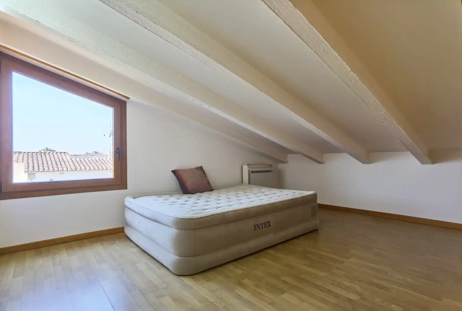 Habitación de Casa o chalet en venta en Empuriabrava con Aire acondicionado, Calefacción y Jardín privado