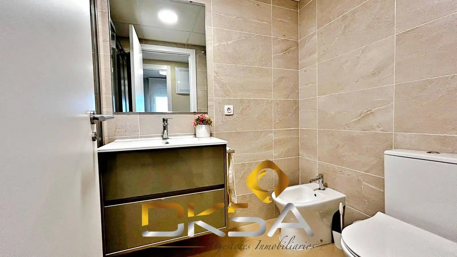 Baño de Planta baja en venta en Torre la Sal