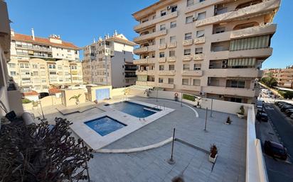 Exterior view of Flat for sale in Fuengirola  with Air Conditioner, Terrace and Balcony