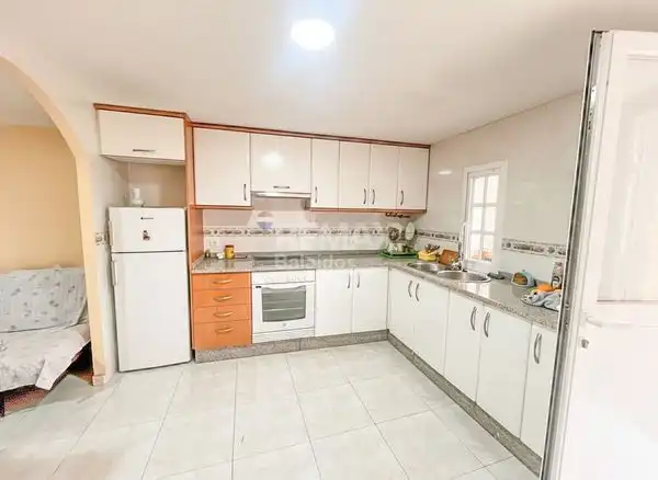 Cocina de Casa o chalet en venta en Vigo  con Jardín privado y Trastero