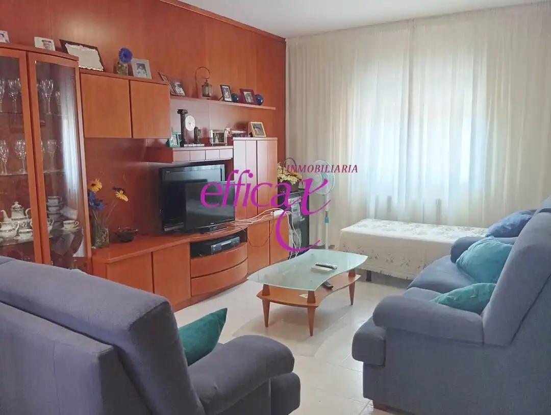 Sala d'estar de Casa o xalet en venda en Alcabón amb Aire condicionat i Calefacció