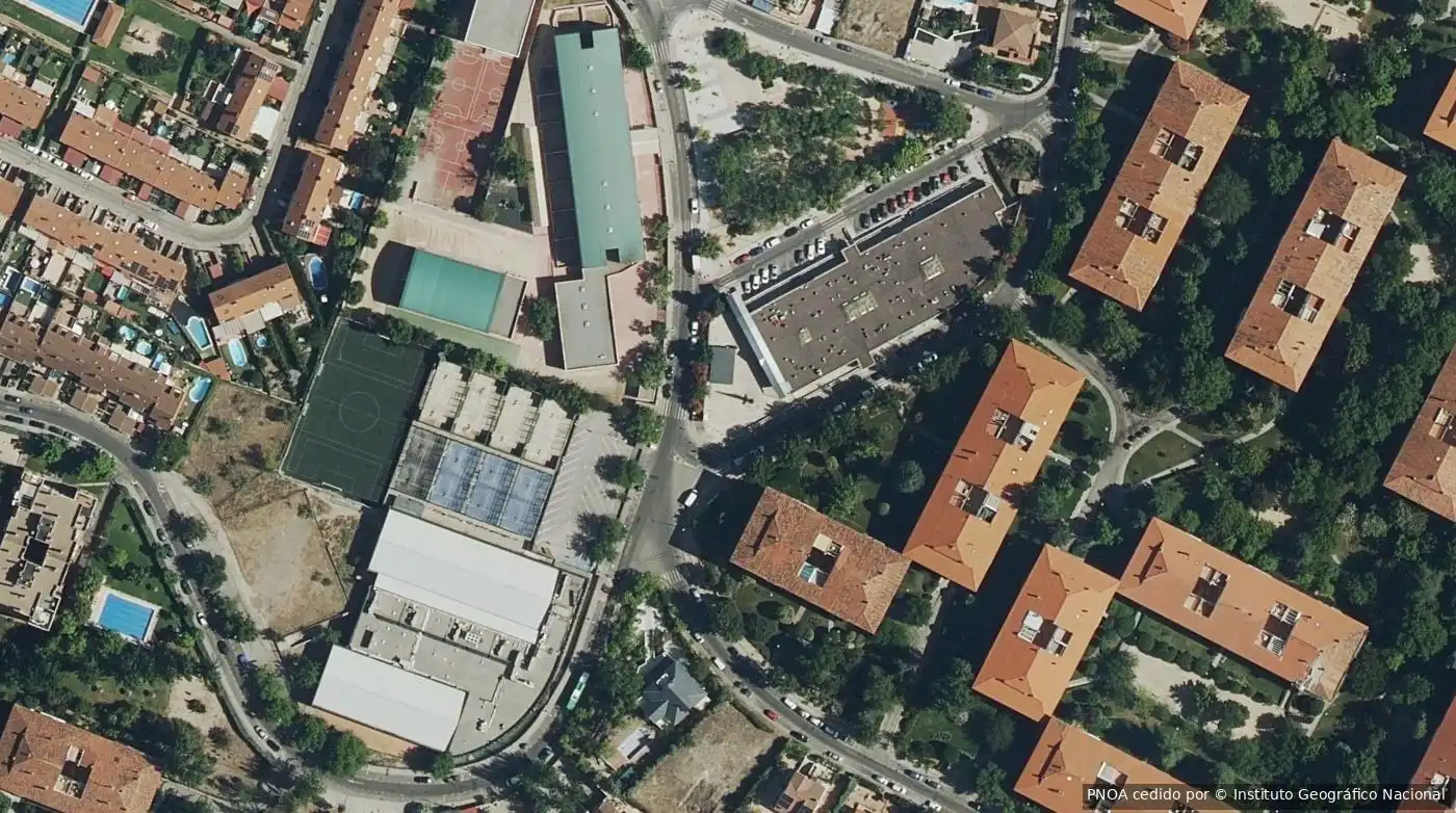 Local comercial en venda a Parque Coimbra
