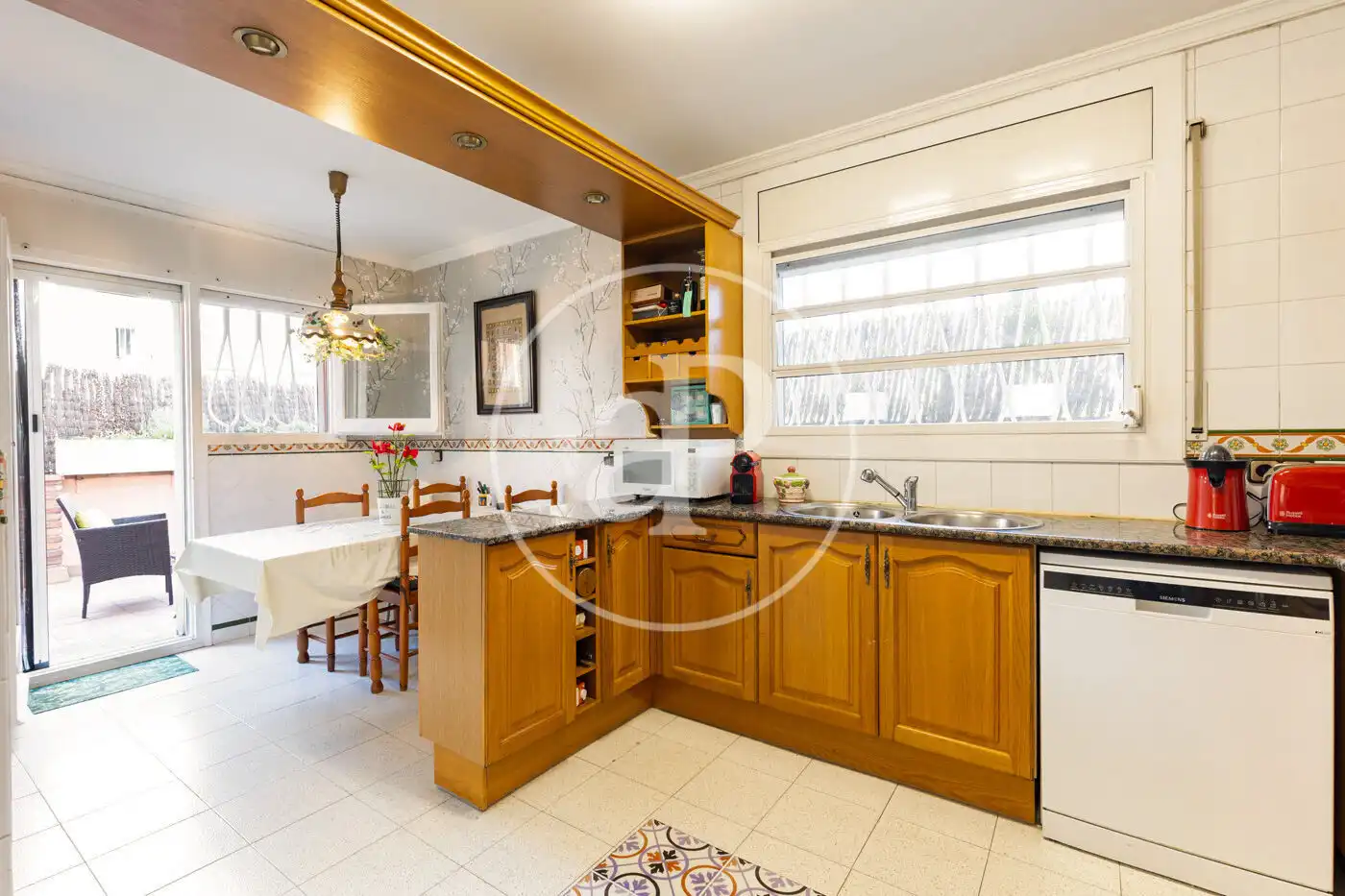 Kitchen of Houses for sale in Montcada i Reixac  with Air Conditioner, Heating and Terrace