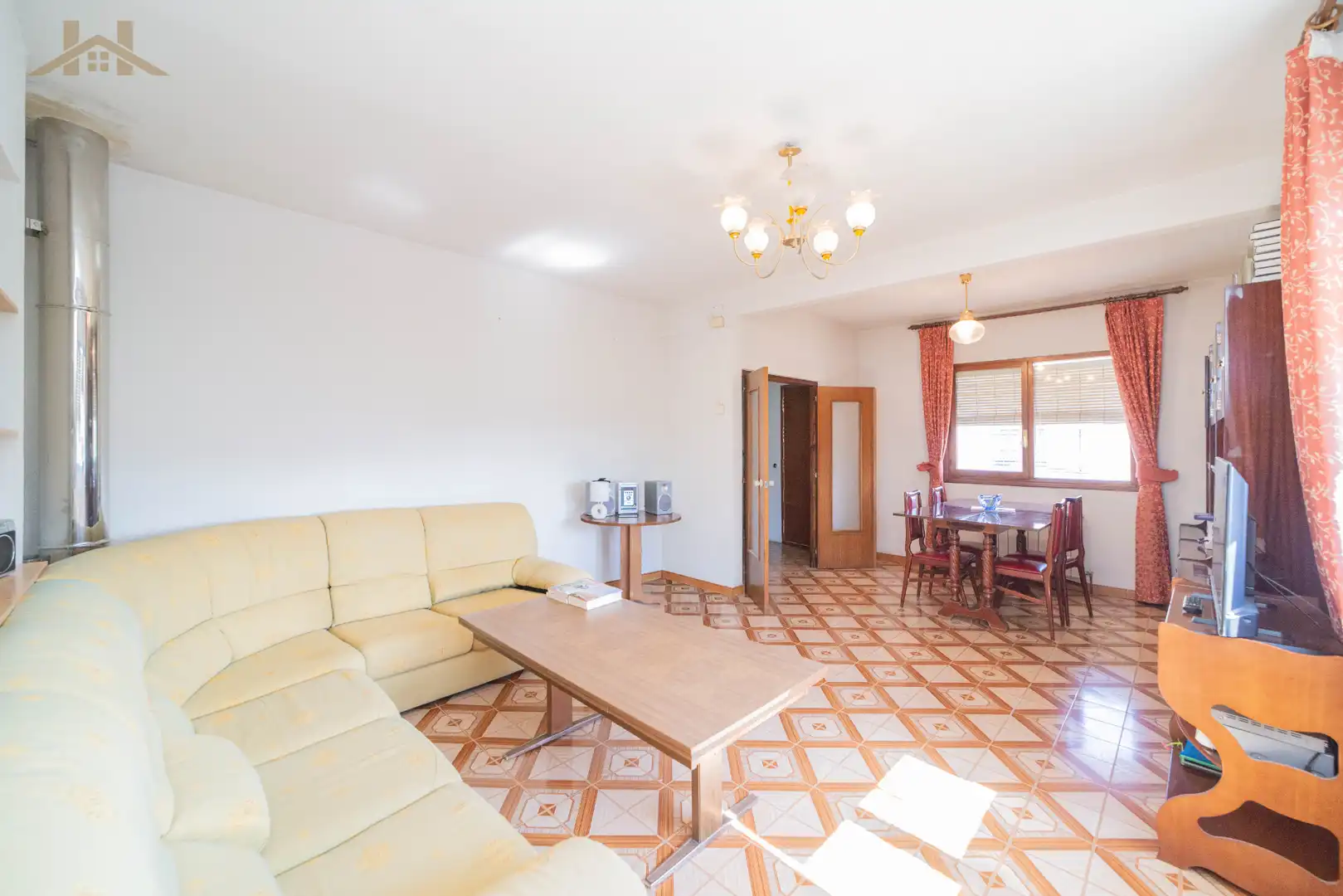 Chalet con jardín en venta en Calypo Fado, imagen 3