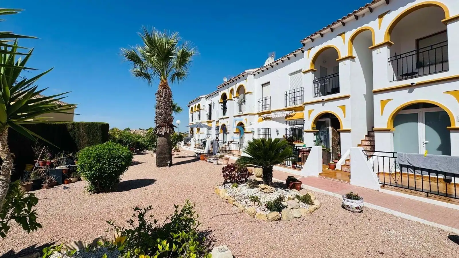 Flat with terrace for sale in San Miguel de Salinas