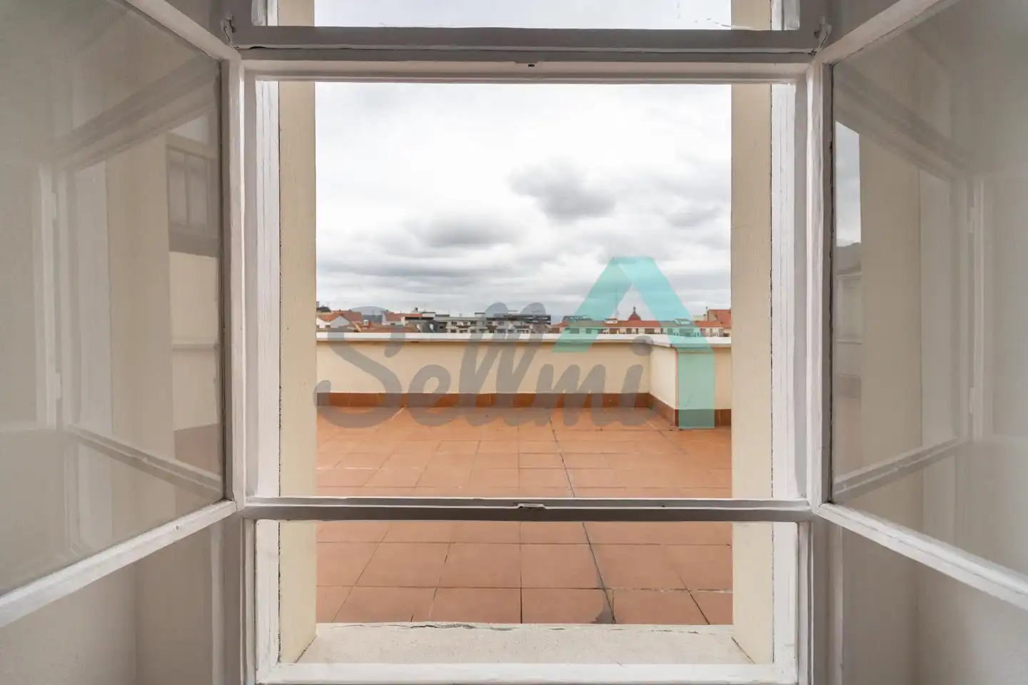 Terraza de Ático de alquiler en Oviedo  con Calefacción y Terraza