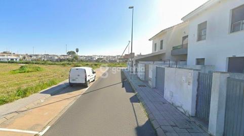 Foto 3 de Casa adosada en venda a Cronista M Garcia Fdez, Carrión de los Céspedes, Sevilla