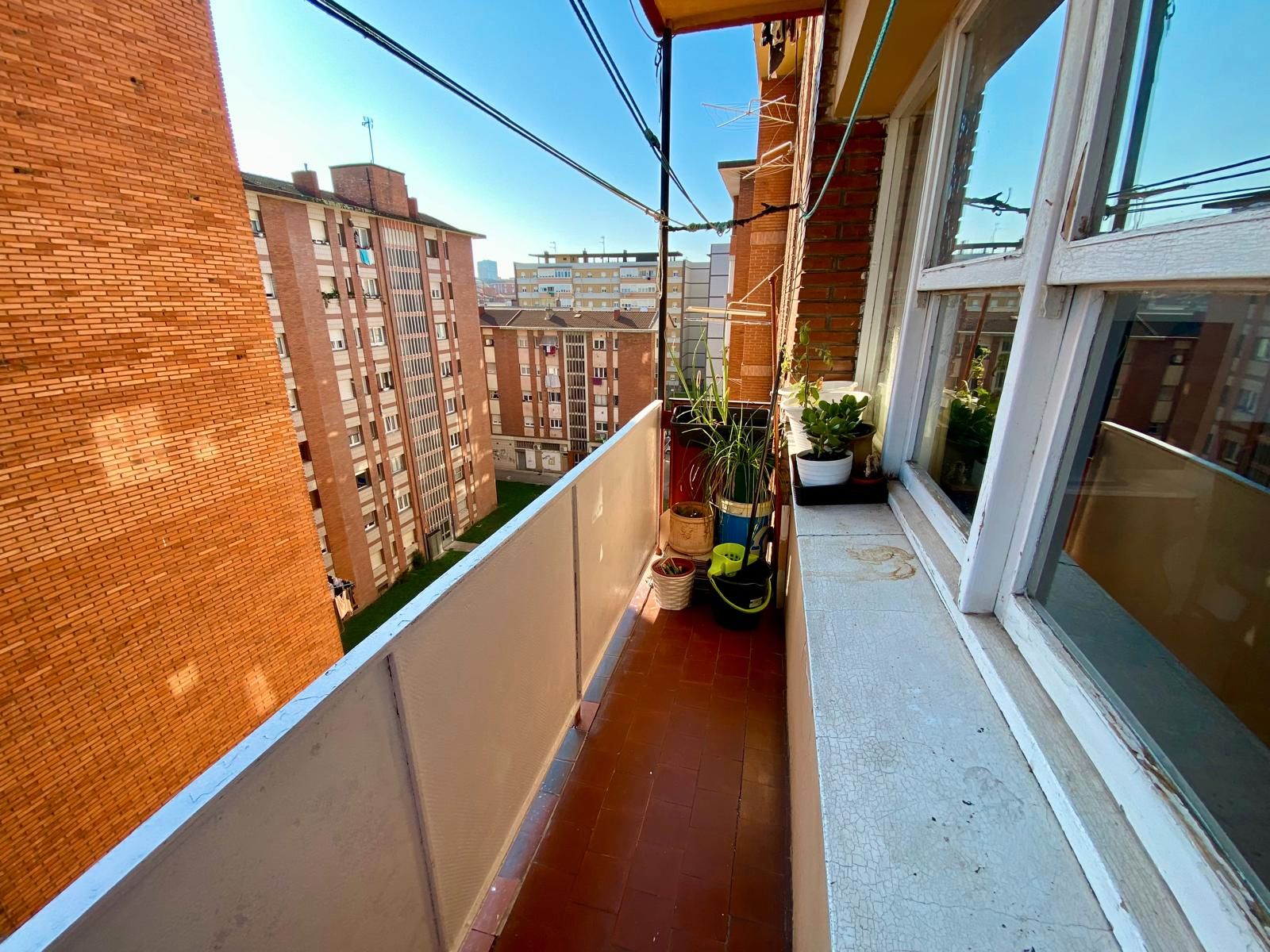 Terrassa de Pis en venda en Gijón  amb Calefacció, Parquet i Terrassa