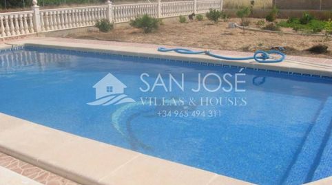 SE VENDE CHALET EN ASPE