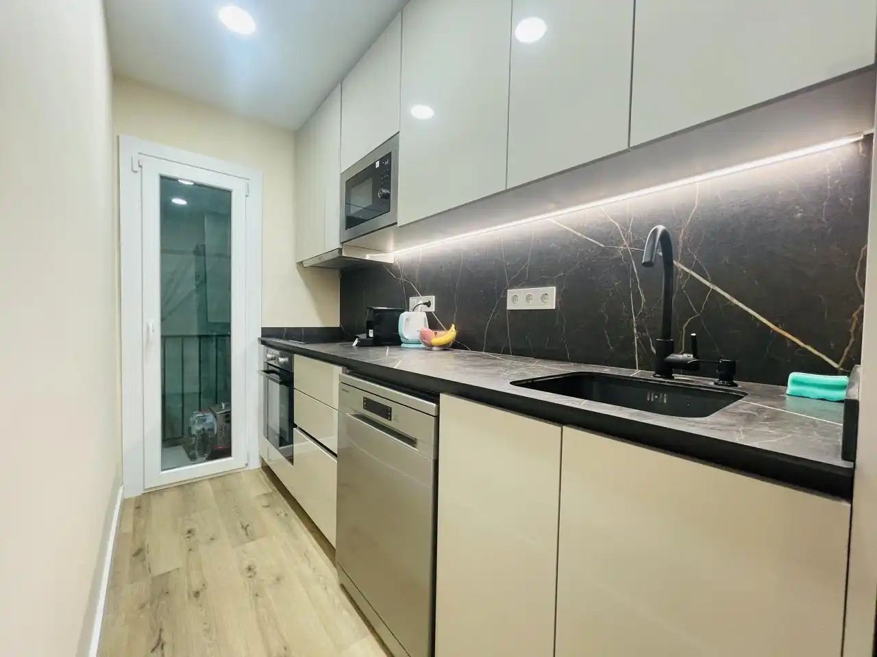 Kitchen of Flat for sale in Salut - Lloreda