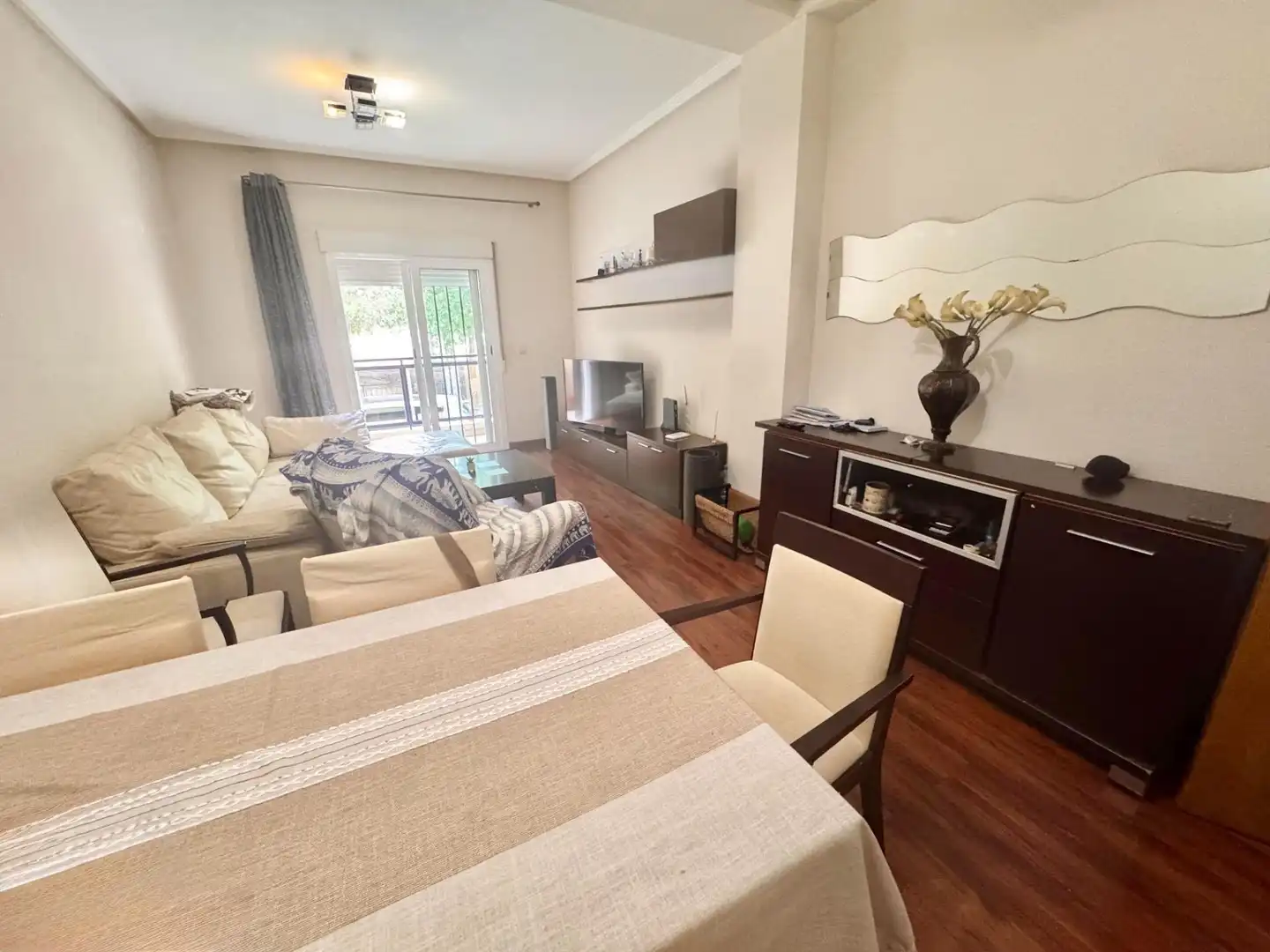 Sala de estar de Piso en venta en Orihuela con Aire acondicionado, Calefacción y Parquet