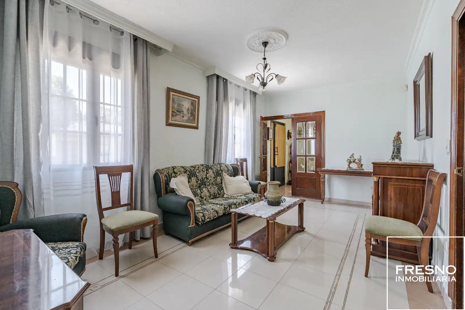 Sala de estar de Casa adosada en venta en Yepes con Aire acondicionado, Calefacción y Trastero