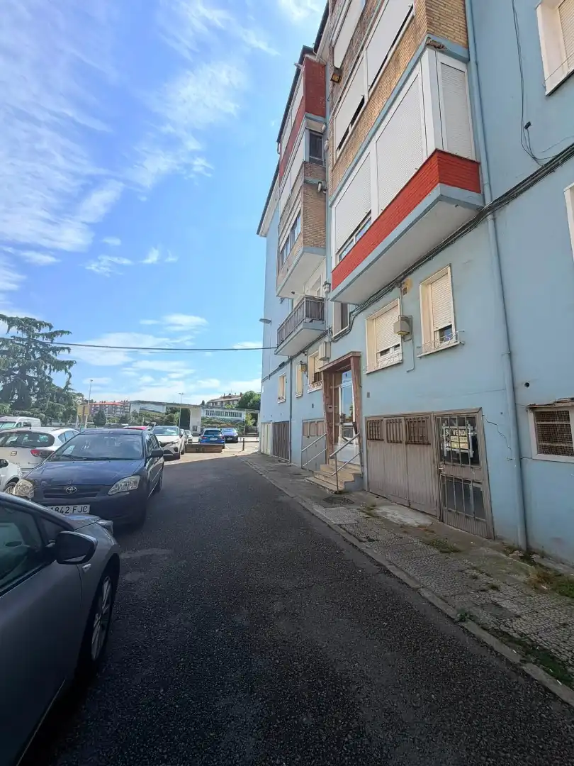 Exterior view of Flat for sale in Torrelavega   with Heating, Parquet flooring and Furnished